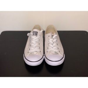CONVERSE CHUCK TAYLOR ALL STAR DAINTY LOW TOP SHOE